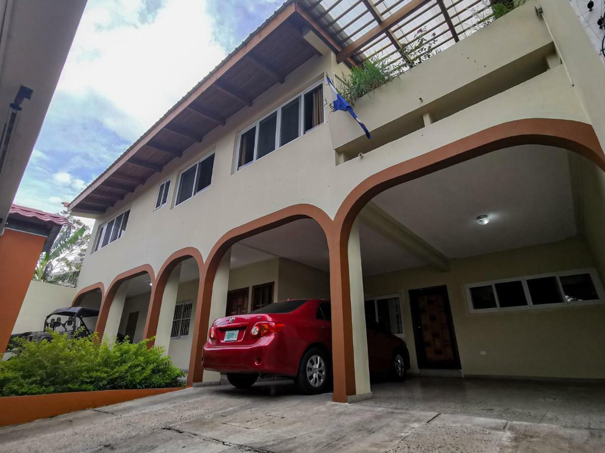 Portal Los Castanos Tegucigalpa Exterior photo