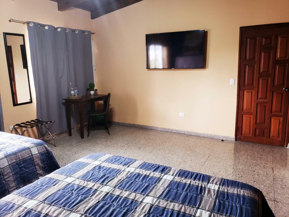 Portal Los Castanos Tegucigalpa Exterior photo